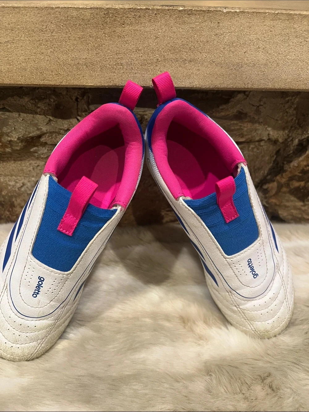 adidas slip on White, Blue & Pink Kids Soccer goletto cleats Sneakers